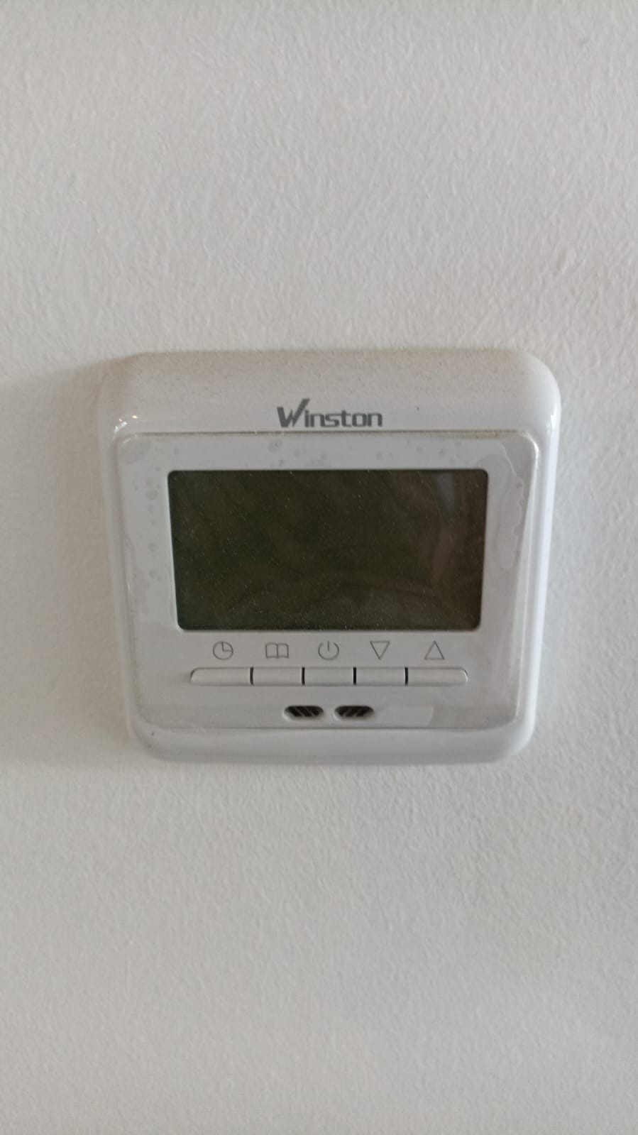 Instalación de termostato de piso radiante — Temuco