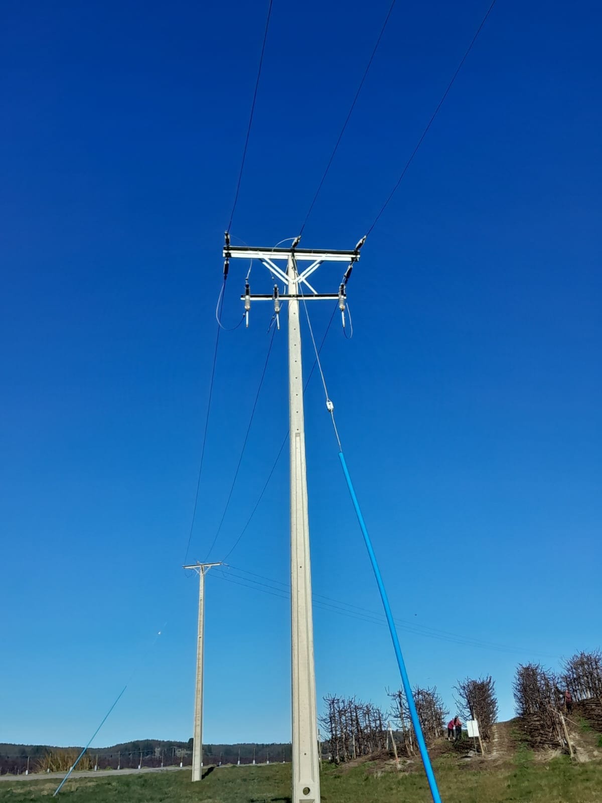 Poste de línea MT 13,2 kV