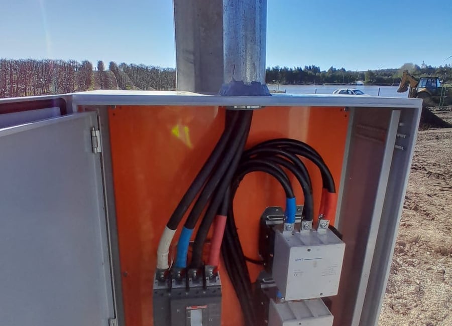Tablero general de conexión, línea de media tensión — Eléctrica 21 SpA
